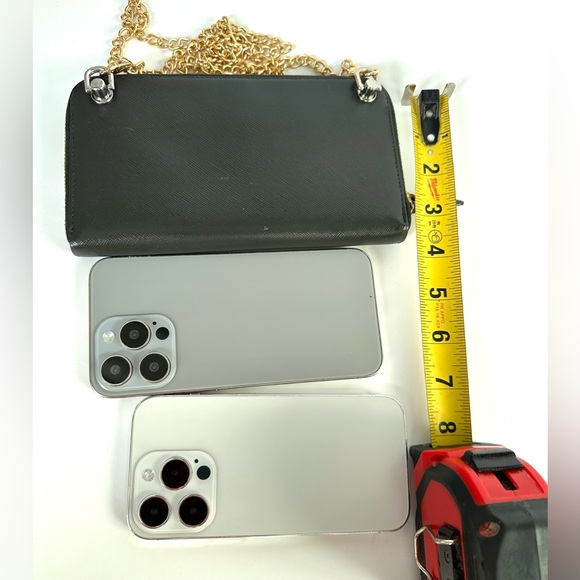 💯 PRADA Logo Dark Green Saffiano Leather Zippered Wallet on Chain w/ auth cert - Picture 10 of 12